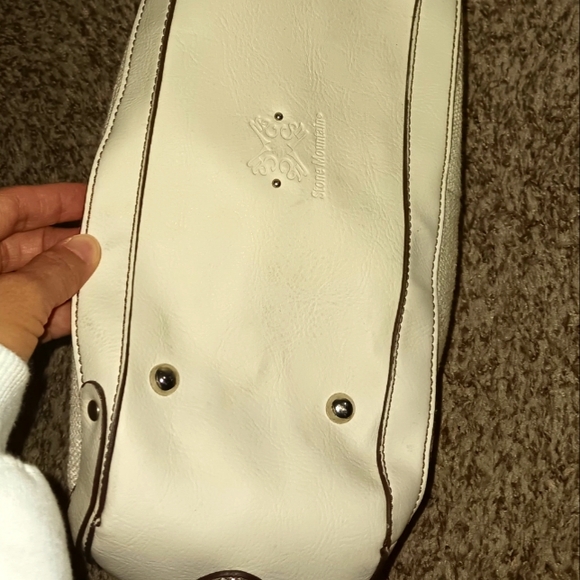 Stone Mountain Shoulder bag - Picture 7 of 7